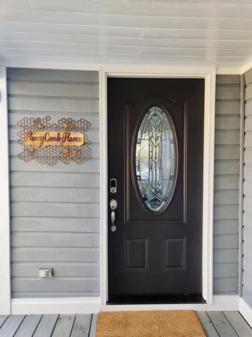 Honeycomb Gem, Beautifully Designed & Near Downtown Thomasville Bagian luar foto